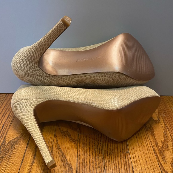 BCBG HIGH HEEL TAN SNAKE PRINT HEELS SIZE 8 - Picture 7 of 9